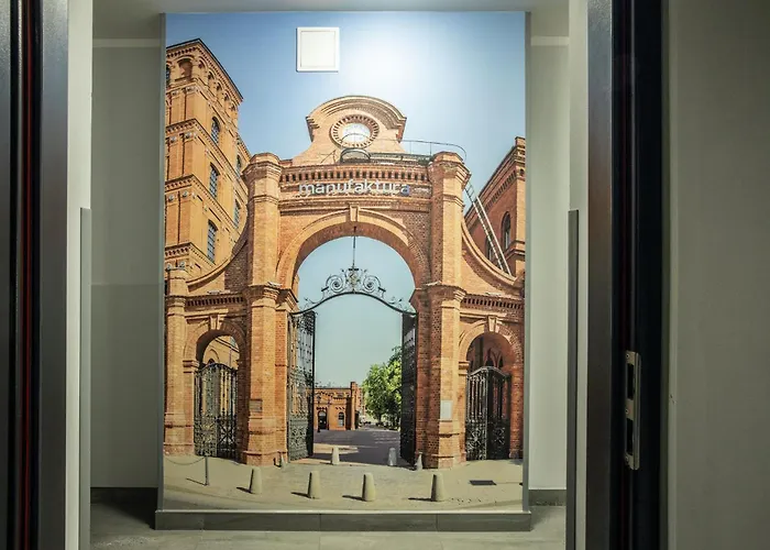 Wigurytower 100 Апартаменты *